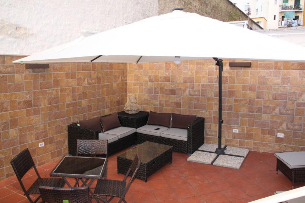 Residenza Suarez Panzió Nápoly Kültér fotó